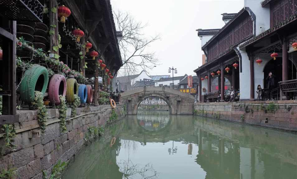 贝尔戈米:莱奥跟早期C罗一样距离球门太远,他应进更多球